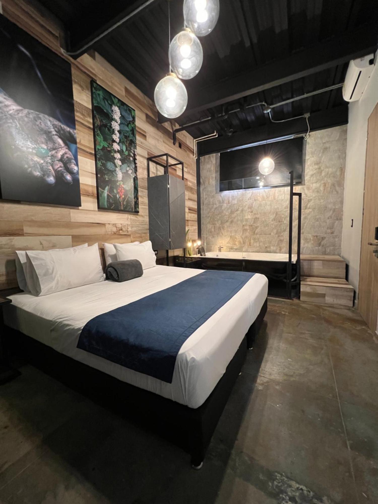 Hotel Lleras Park Concept 메딜린 외부 사진