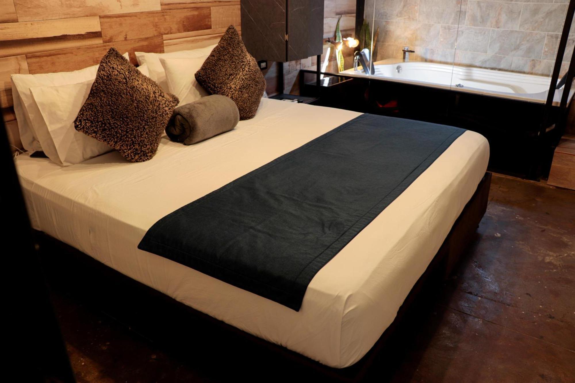 Hotel Lleras Park Concept 메딜린 외부 사진